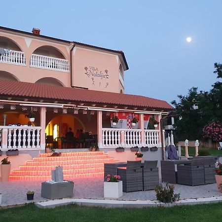 Villa Natalija 梅杜林 外观 照片